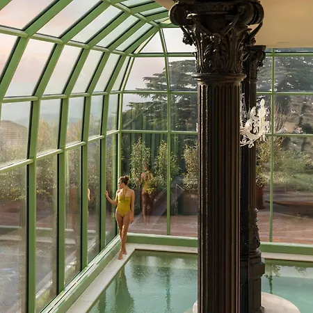 Nuvole Garden 5* Брунате