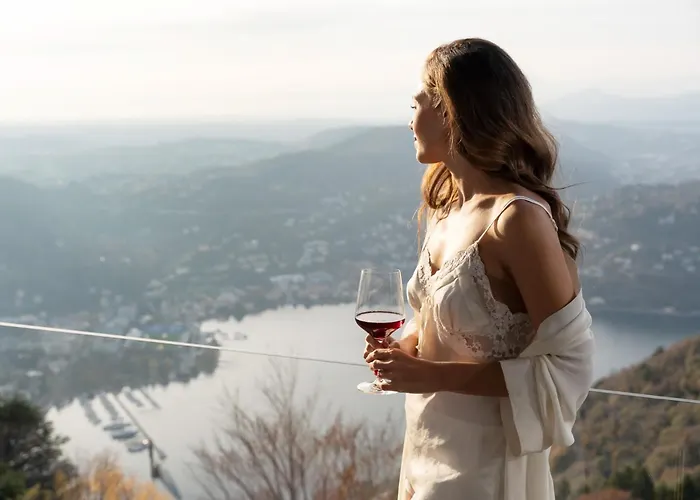 Nuvole Garden Hotell Brunate