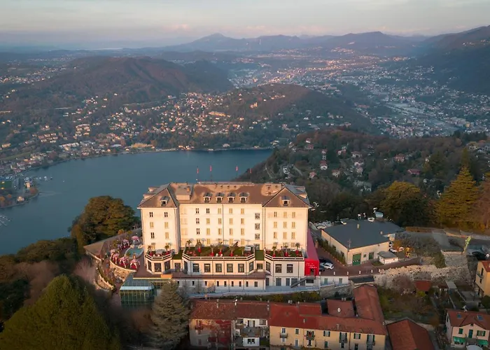 Hotell Nuvole Garden Brunate